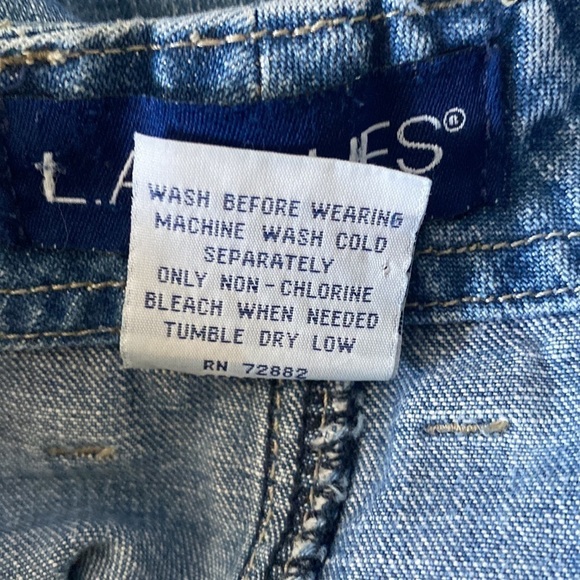 L.A. Blues Denim Capri - Picture 6 of 6